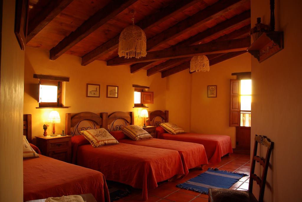 La Alqueria De Mamoles Guest House Ruang foto